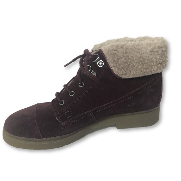 TOPSHOP Suede Fleece Lined Ankle Chukka Boots - Picture 1 of 7